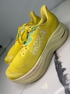 Hoka One One Women Lemonade Sunlight Skyward X Lace Up Running Shoes Size 10B